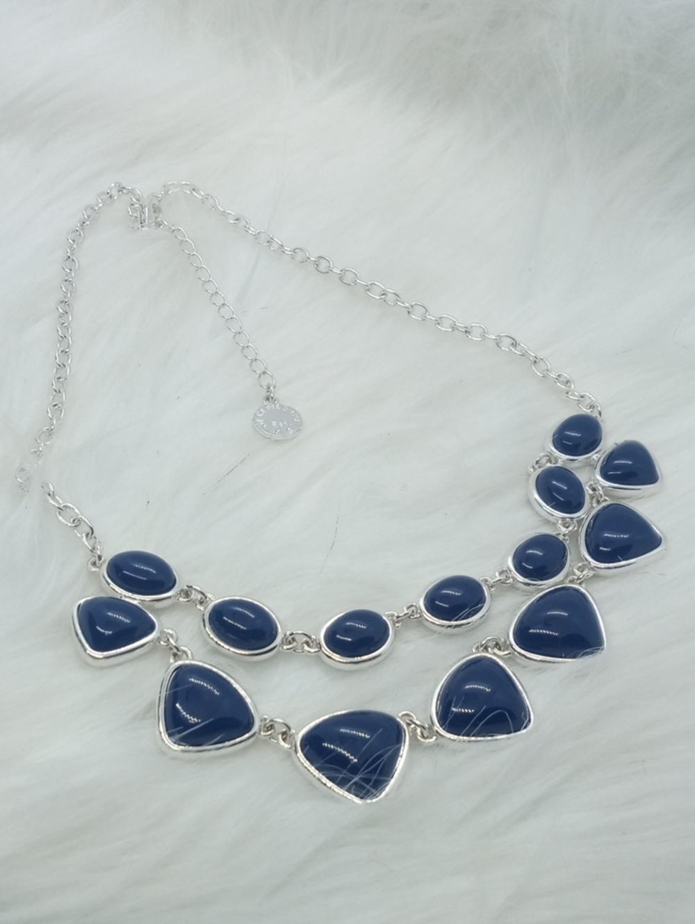 LIZ CLAIBORNE NAUTICAL NECKLACE